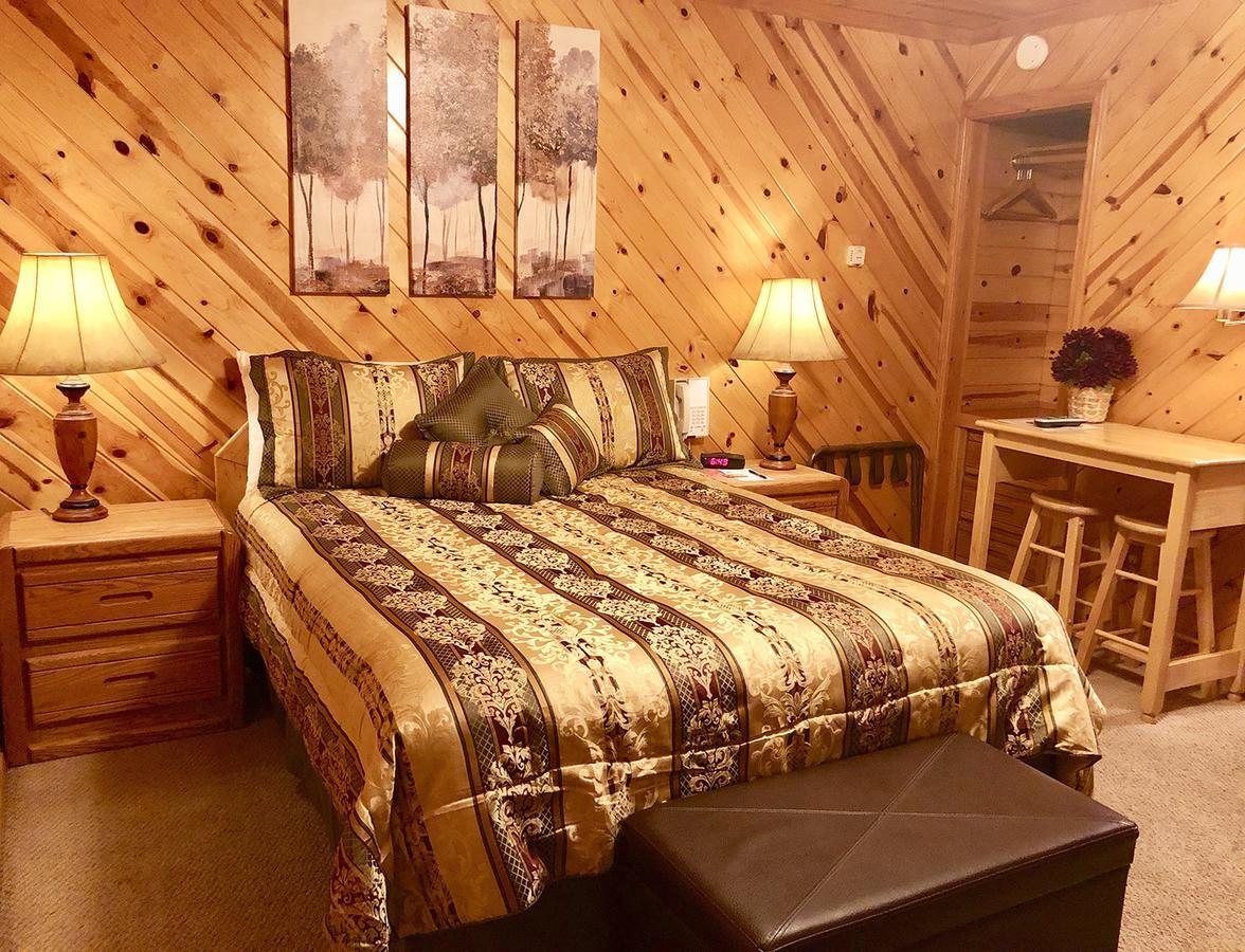 Giant Oaks Lodge Running Springs Eksteriør billede